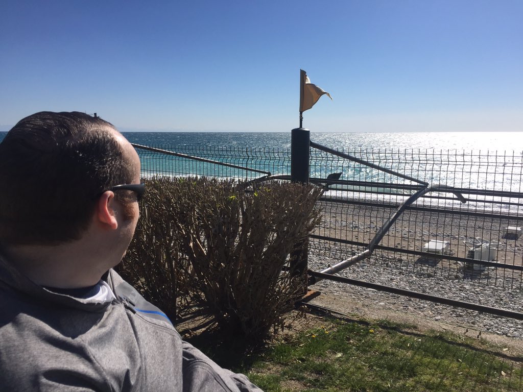 Leslie Dewart tweet media