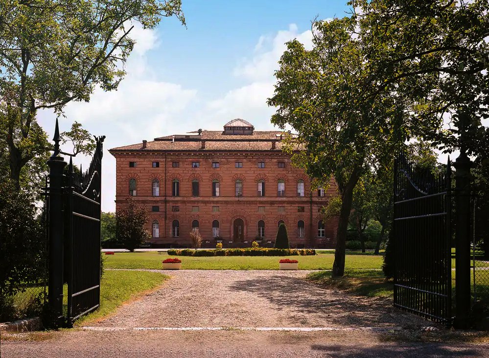 turismo_RE's tweet photo. Greenway #RiodellaVasca | 30 Marzo 
Inaugurazione del #SentieroCAI 646d "#LaViadelleVille", un anello di 8km
passando per la #ReggiadiRivalta, #Rivaltella e #VilladEste 
Qui il programma 👉https://t.co/OLU44LyJeI
📧 info@insiemeperrivalta.it o attivitasezionali@caireggioemilia.it https://t.co/4K66fNLjHN