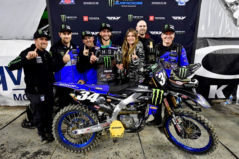 ffmoto's tweet photo. #CoupDechapeauAuxFrançais
@DylanFerrandis, @MarvinMusquin25, @GautierPaulin, #TomVialle, #StephenRubini, #LoïcLarrieu, @charlierchris23, #ChristopheNambotin, #ThéophileEspinasse, #LéoLeQuéré, #AnthonyGeslin et #BenjaminMelot. https://t.co/7jsroXMcqQ https://t.co/MdpjPjnMRO