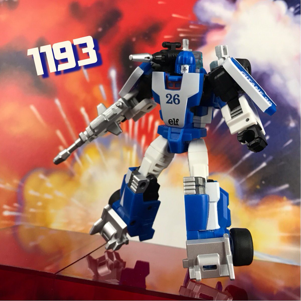 cartoongeek's tweet image. Robot #1193: Iron Factory EX-37 PHANTOM aka MIRAGE #dailyrobot #hasbro #transformers #picoftheday #toyphotography #toycommunity