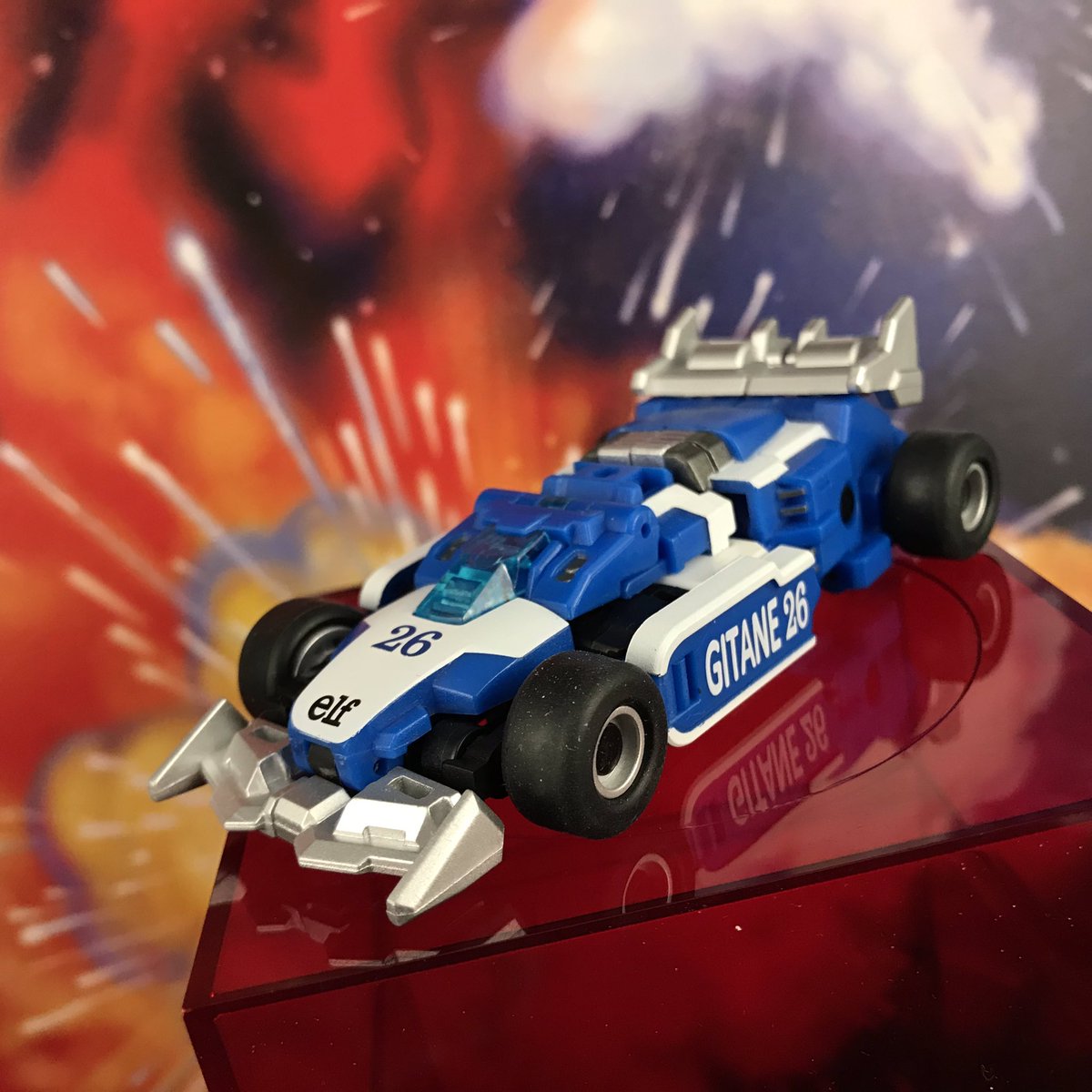 cartoongeek's tweet image. Robot #1193: Iron Factory EX-37 PHANTOM aka MIRAGE #dailyrobot #hasbro #transformers #picoftheday #toyphotography #toycommunity