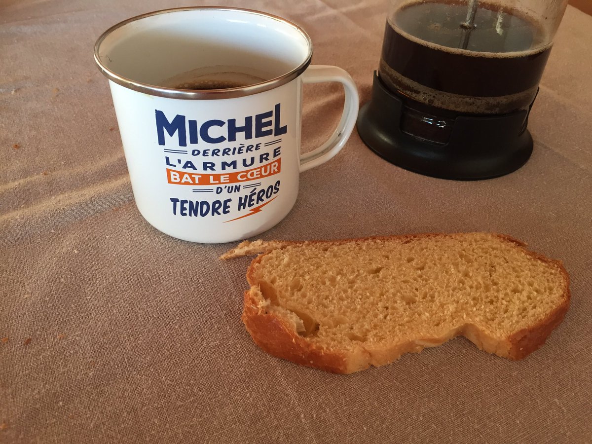 desjoyeaux's tweet photo. Je me disais, aussi...
Belle journée ! https://t.co/yv4Wk5oqKU