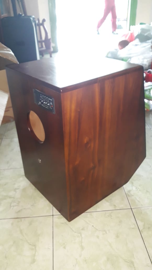 Cajon elektrik
body mahogany
top cypruse
snapy taiwan
equalizer 7545r
Order WA 085293741417