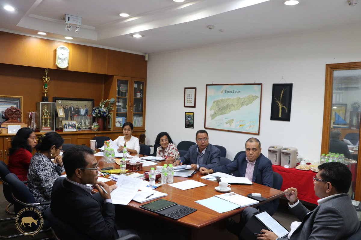 BCTIMORLESTE's tweet photo. Dili, 25th March 2019 - The Governing Board of Banco Central de Timor-Leste (BCTL) held monthly meeting at BCTL Board Room. The main topics discussed in the meeting were draft of 2018 BCTL Annual Report and the draft of 2018 Financial Inclusion Report. https://t.co/sbuI9bkLLx