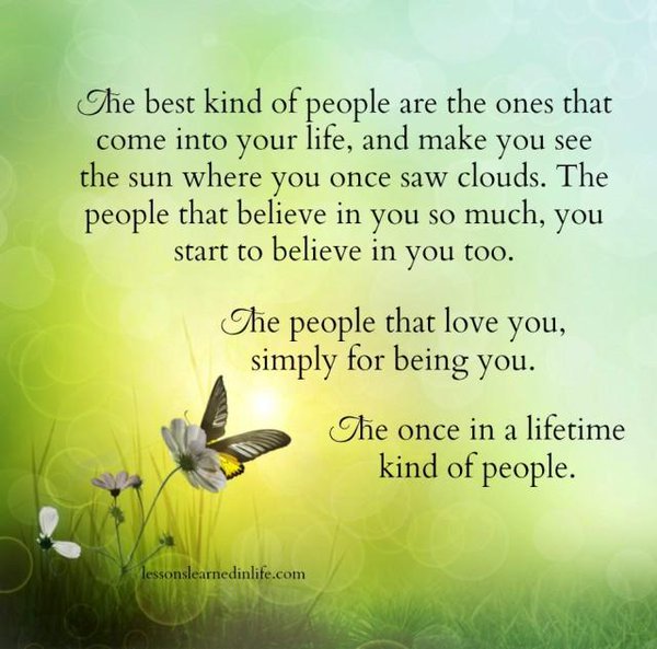 Bring light into other peoples lives... #MondayMotivation #quote 

<a href="/MindyHussain/">Mindy Hussain</a> <a href="/Rachel__Lander/">Rachel Landerஃ</a> <a href="/dawnvegas/">💋🔥D҉A҉W҉N҉❌⭕️❌⭕️™</a> <a href="/VMinuz/">Vera Curaj-Minuz</a> <a href="/KarenCherwinsky/">Karen Cherwinsky🇨🇦💙🇺🇦💛</a> @leslieann_100 <a href="/SheriseRalston/">Sherise Matlock Ralston</a> <a href="/streamlinefituk/">Katharine Read OLY</a> <a href="/Faybe1989/">Faye Talbott ♿️💙🇺🇦</a>