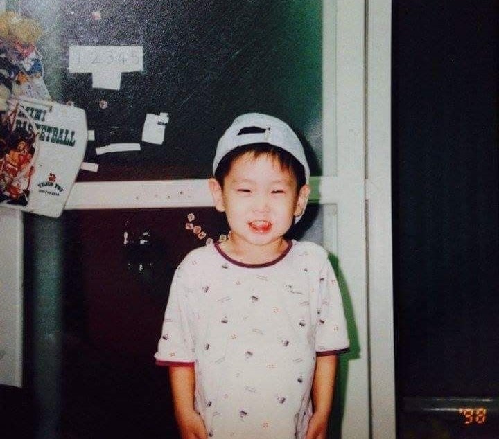 KShinwonptg's tweet photo. Hhh i'm late but here's my #miniuniverses ! Do i guys still remember when you were 3 years old or was kindergarten? When i was 3 years old, i want to be my mom's superhero! https://t.co/ZH6W0WGIwq