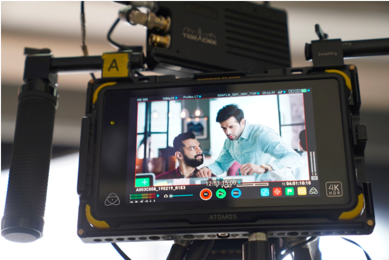 TeamOneEnt's tweet photo. Behind the scenes of Bajaj Finserv Film
#BajajFinserv #BajajFinance #3MillionViews #YoutubeChannel #BajajFinservChannel #TeamOneEntertainment #TheProducer #ProductionServices #Directors #Editors #BajajTVC #LowRisk #FixedDeposit #6Million #8Million #13Million #BTS #Behindthescenes https://t.co/RrmopqsEJb