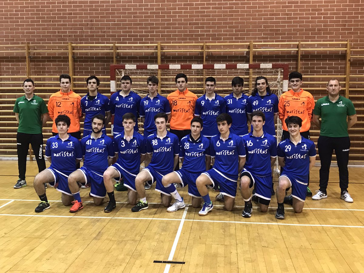 pablojuan80's tweet photo. Campeones de Asturias por tercera Vez, triple corona para el @ausevamaristas , enhorabuena @onaitz @eduvaldes @Casty10 por el trabajo realizado.Fase final de escándalo!!! https://t.co/0CzHEckG5t