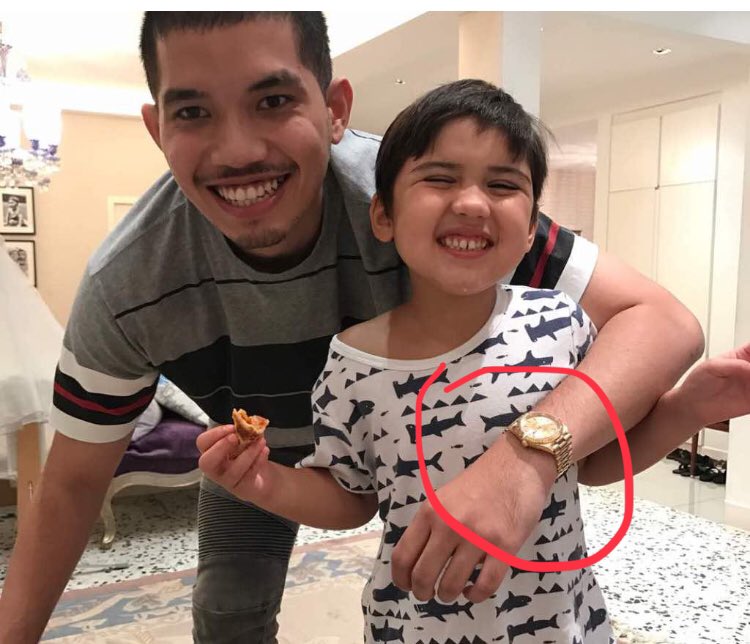billtan135's tweet photo. @AzminAli yes have to work really hard to live luxuriously like your son. having 30k-40k worth of watch. https://t.co/1F318jvU3A