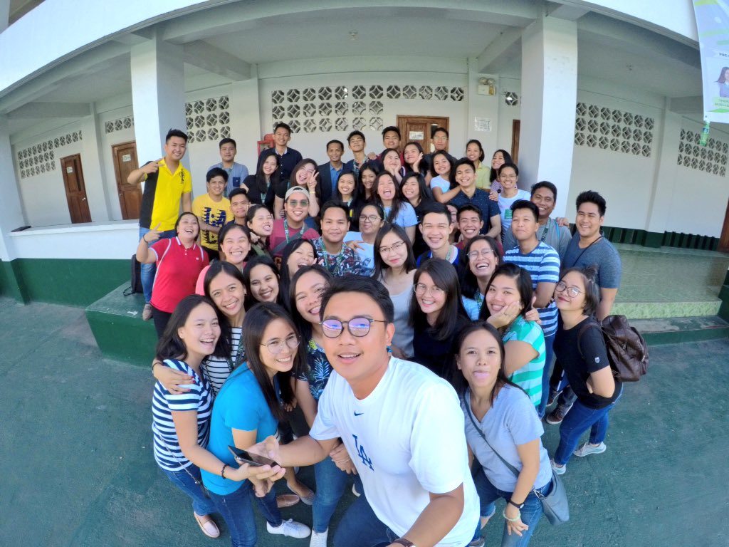 imhancalvadores's tweet image. ur best block in town #Block13 💚