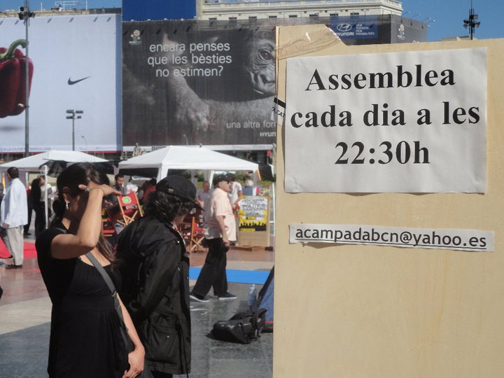 ineditviable's tweet photo. "La indignació és un començament. Una manera de aixecar-se i posar-se en marxa. Un s’indigna, es revolta, i després ja veu" #Bensaid Bon dia https://t.co/vULhZ8H2mW