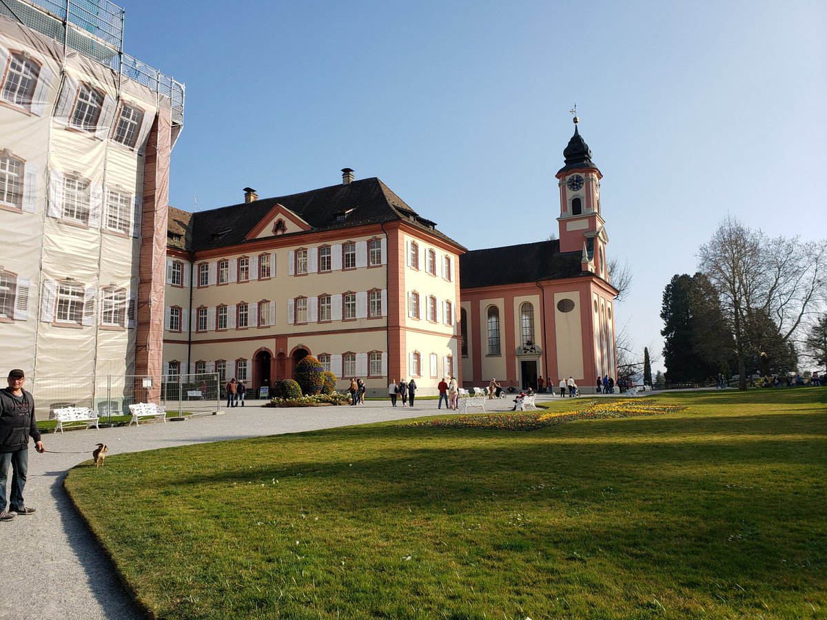 RebekkaR3's tweet photo. Wir hatten gestern wieder einen wunderschönen Tag auf der Mainau 😊🤩
#mainau #inselmainau #erholung #akkuladen #bodensee https://t.co/h6T1ir188g