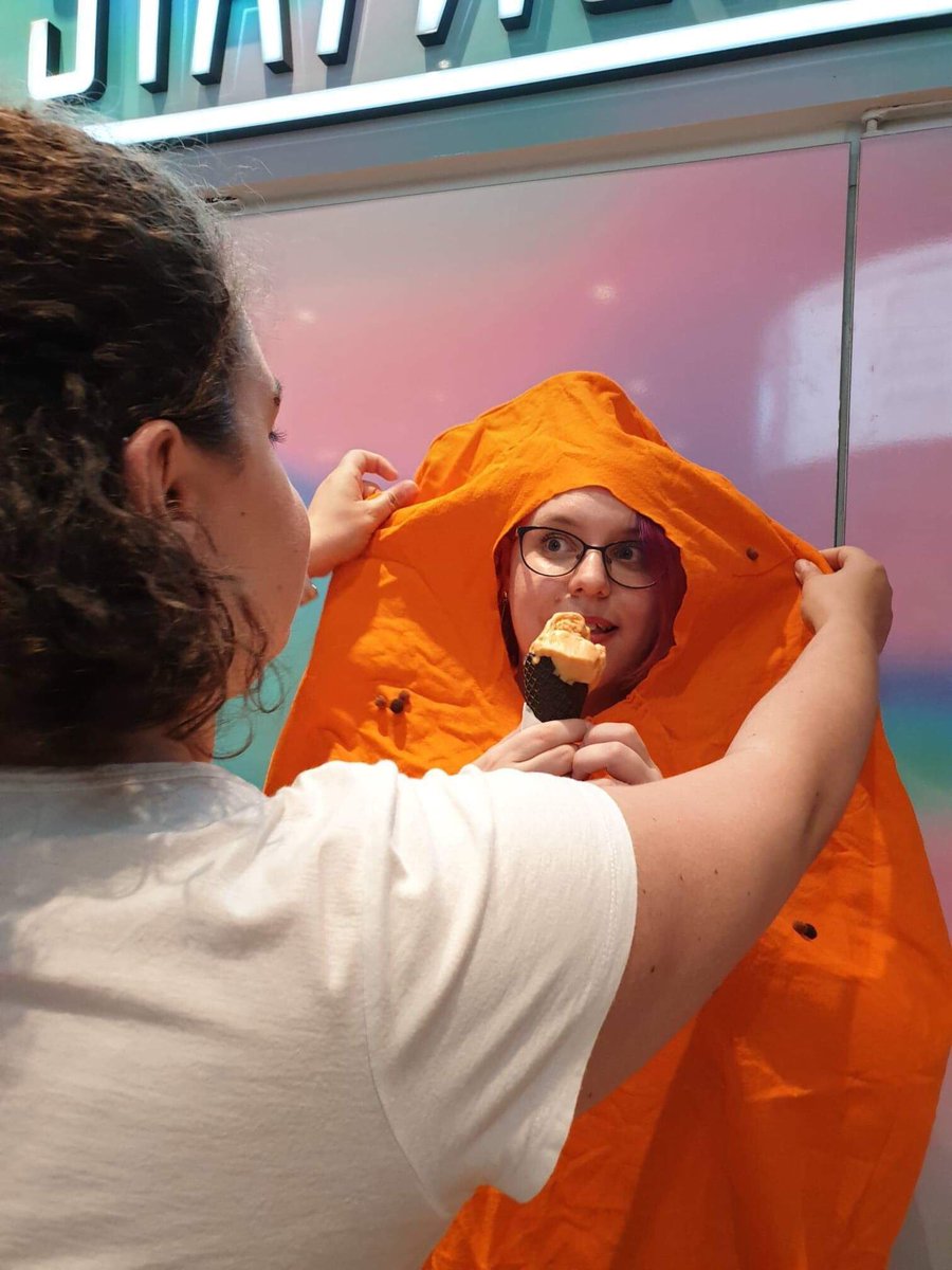 Mfw I realise this time tomorrow I’ll have finished my first <a href="/PotatoesComedy/">SweetPotatoesComedy</a> show for #MICF