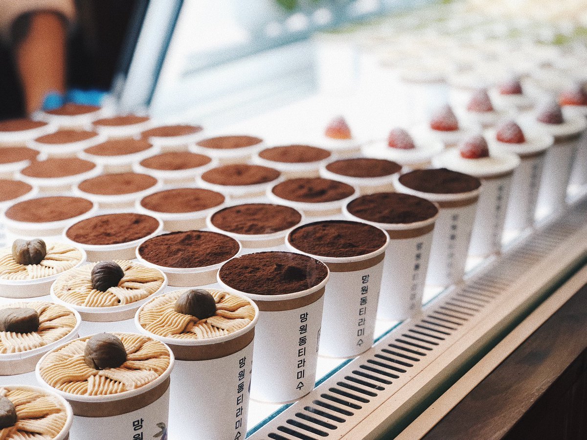 nnpescape's tweet photo. 망원동티라미수 | Mangwondong tiramisu 
Subway : hongik univ. exit 3 (yeonnam-dong) #รีวิวเกาหลี https://t.co/BK8BvCS7XL