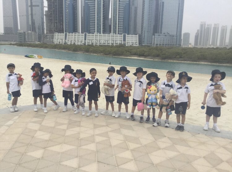 ReptonADFS2's tweet photo. So lucky to have #reemcentralpark on our doorstep. The children loved our Teddy Bears Picnic π§Ί π»
We sang, told imaginative stories and watched the fountains. #RADcreativity https://t.co/uEQPWcyT27