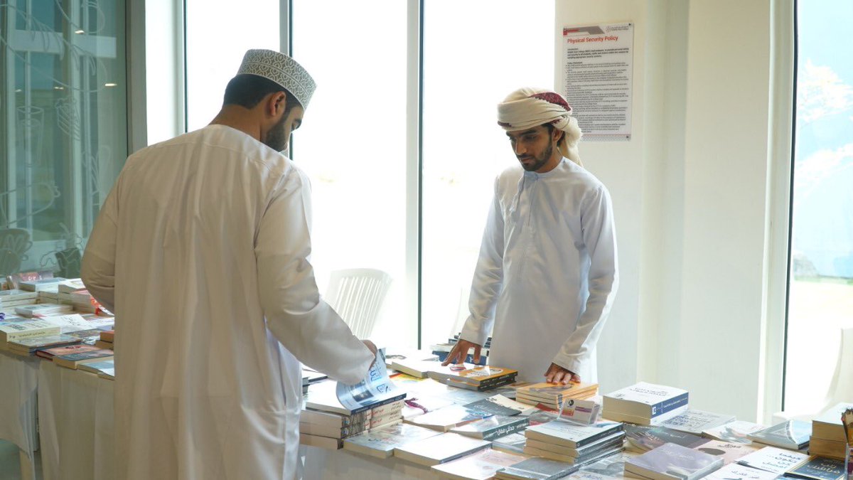 MEC_Oman's tweet photo. لا تفوتوا #معرض_الكتاب في #المركز_الطلابي ضمن فعاليات #أسبوع_الأدب_والمناظرة

Did you visit the book _exhibition ?
Don’t miss it.

#MEC #YourMEC #MyMEC #MECEvents #MECWeek #events https://t.co/0Fascbewzt