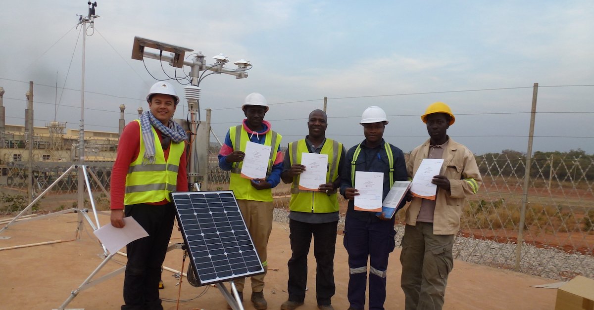 Suntrace_GmbH's tweet photo. #solamining in Mali:@B2GoldCorp has mandated @Suntrace_GmbH to measure their #solarresource at their mining site in Fekola, Mali. Read more: https://t.co/VphOR71ySy https://t.co/QxE2BaiTES
