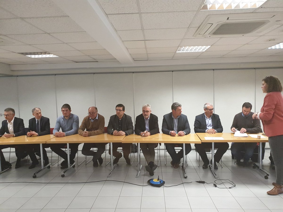 CoopdeFranceCVL's tweet photo. #coopdefrancecentre signe la charte experimentale #JA centre sur la mise en place d une methodologie d accompagnement des cessions reprises https://t.co/rDDR84MxuD