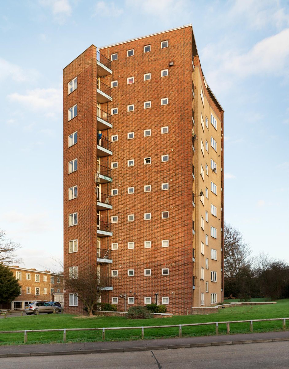 HistoricEngland tweet picture
