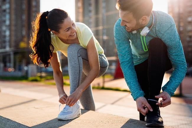 united4cancer's tweet photo. Physical exercise and psychological support can help you to both regain your self-confidence and feel desirable after cancer. Take a look at @myESMO’s guide on survivorship ➔ https://t.co/S06AIdDUfX #Recipeagainstcancer @EuropeanCancer https://t.co/2zZW0fSgTU
