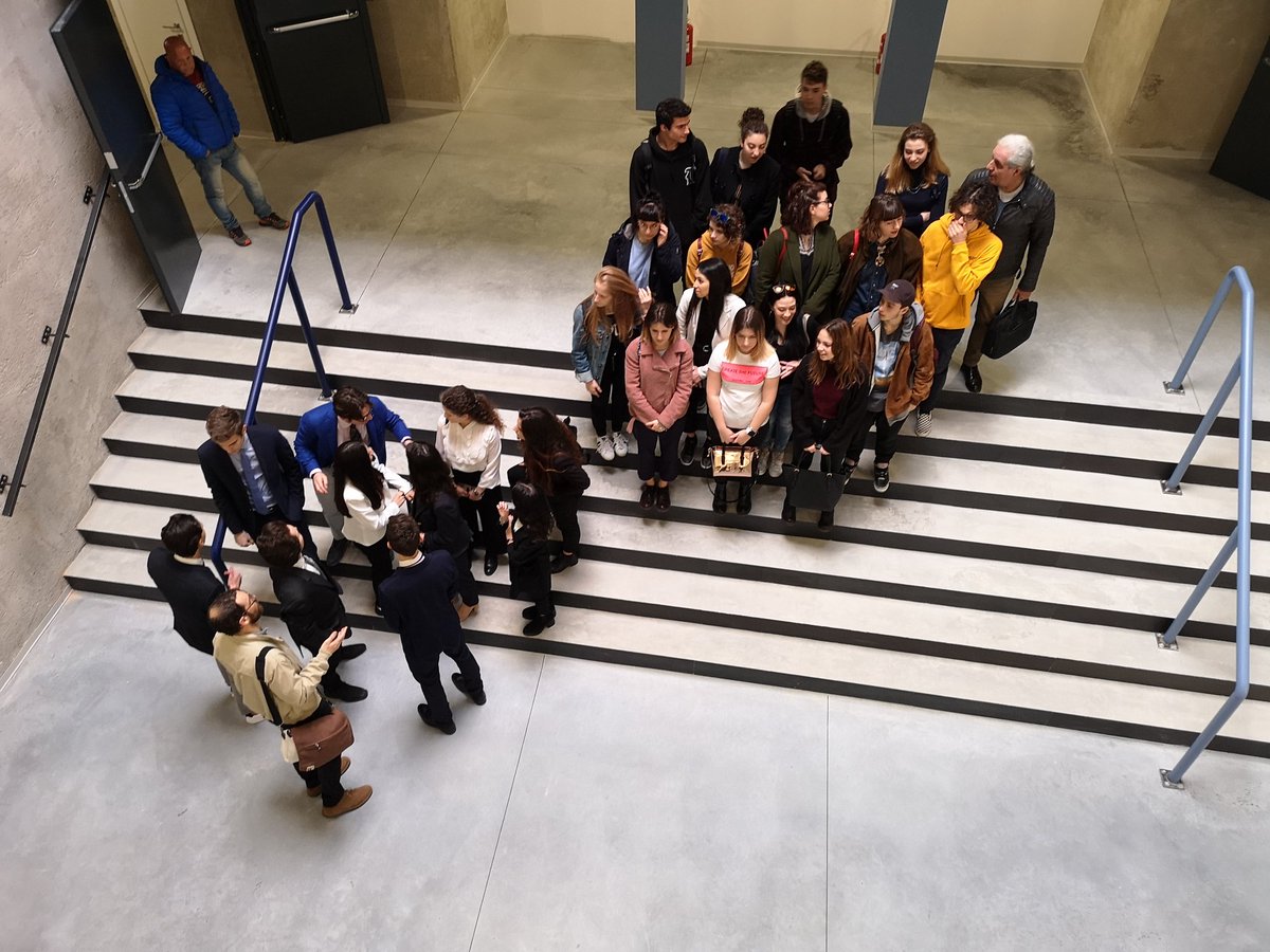 #Ferrara Laboratorio Aperto nell'ex Teatro Verdi. Riapre uno degli edifici simbolo della città come luogo per l'innovazione <a href="/FondazBrodolini/">Fondazione Giacomo Brodolini</a> <a href="/FSgaragli/">Fabio Sgaragli</a> <a href="/Culturacitta/">Cultura della Città</a>