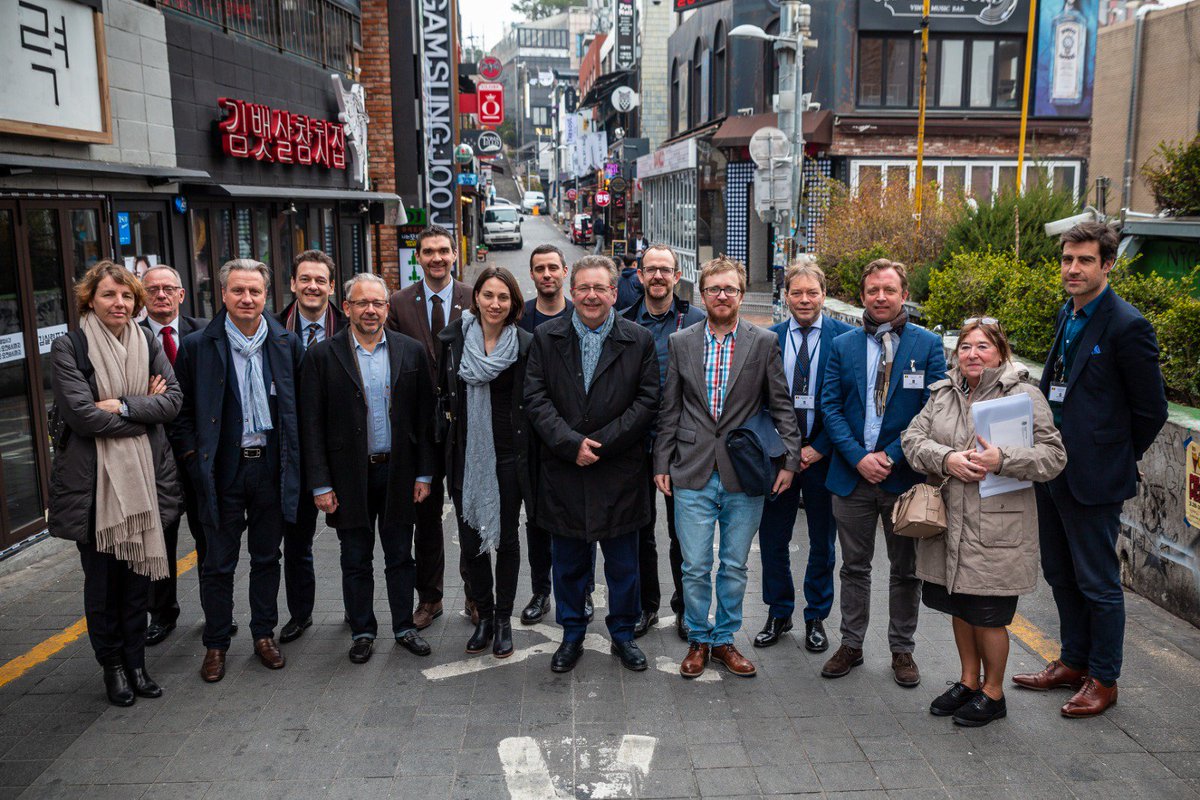 1er jour à Séoul, ce matin rencontre avec les 12 entreprises participantes. Un moment unique pour promouvoir Bruxelles et son écosystème digital! #BELKOR2019