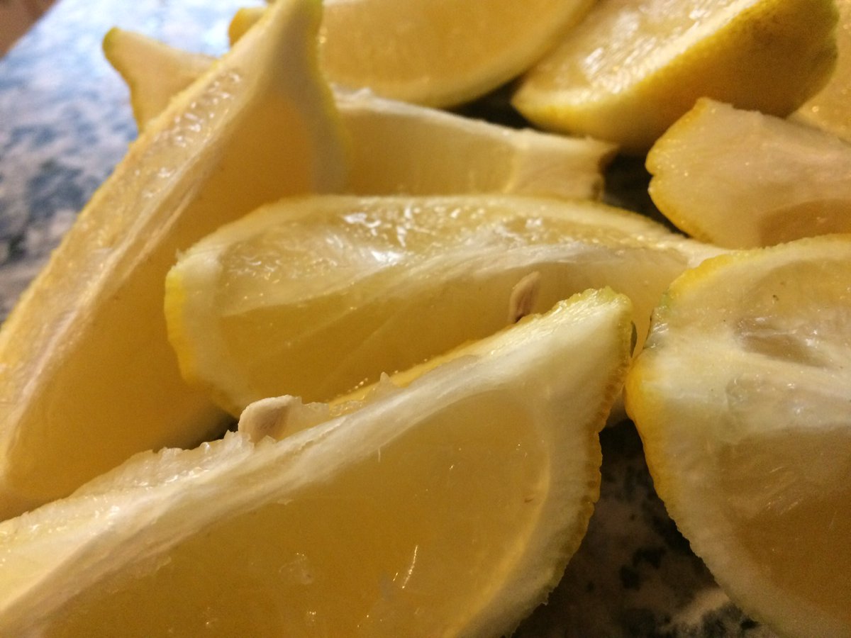 #goodmorning #sunshine in #wales making us #happy and #positive like these #gorgeous #lemons #great #taste #award #winning #mallows #free #shipping until #Friday #mothersdaygift  #Mothersday2019