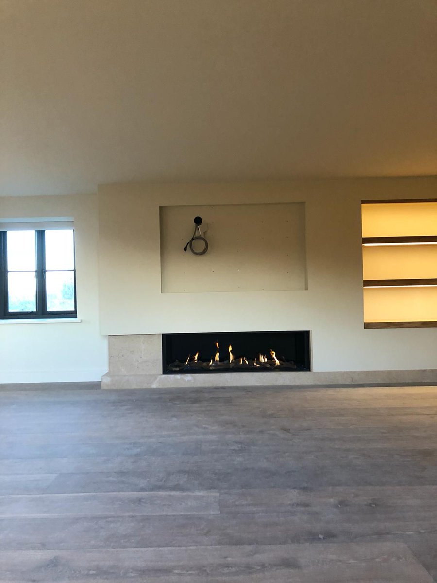 coriniumstoves's tweet photo. #InstallationImages A couple of photos of our recent installation of a Dru Metro 150 #CSInstallations #CoriniumStoves https://t.co/GAB32moq8f