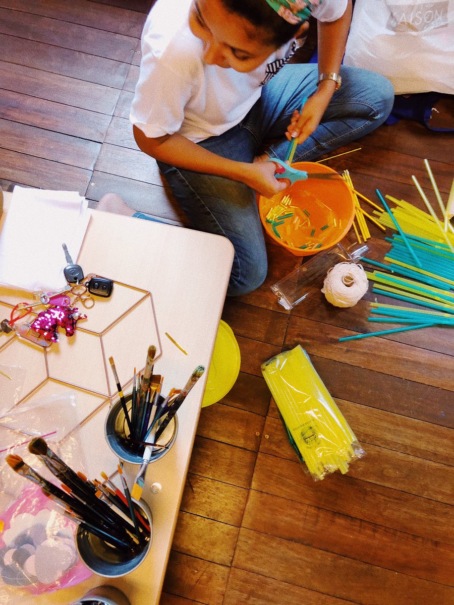 notsomanis's tweet photo. Setting up for Messy Art Camp semalam https://t.co/Kta0FfXOCL
