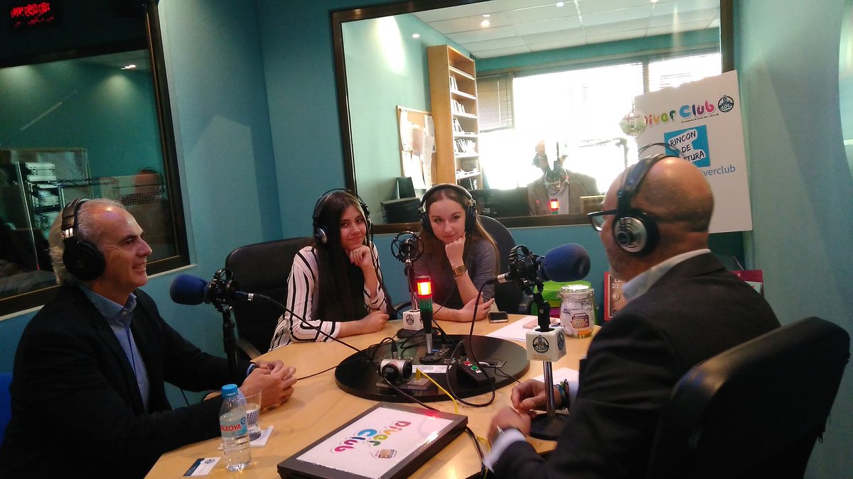 diverclubfm's tweet photo. Hoy nos visita @eruizescudero Consejero de Sanidad de @ComunidadMadrid y hablamos de listas de espera, inversión sanitaria, #BioMad ... https://t.co/cqFiq46hgD