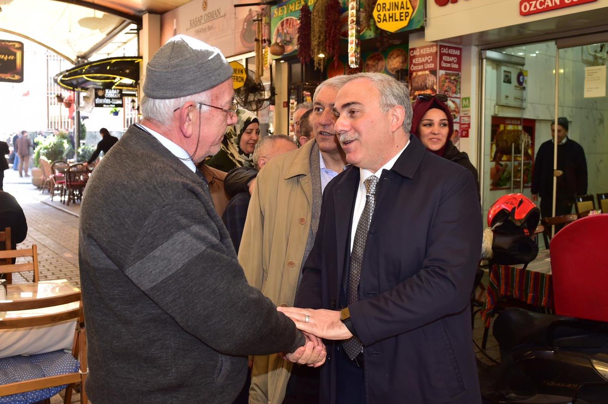 MErgun_Turan's tweet photo. Kahvaltı programımızın ardından Tarihi Hocapaşa'daki lokantacı kardeşlerimizi ziyaret edip işlerinde kolaylıklar diledik.

#BelediyeİşiGönülİşi https://t.co/Bn0BKSmQ9A