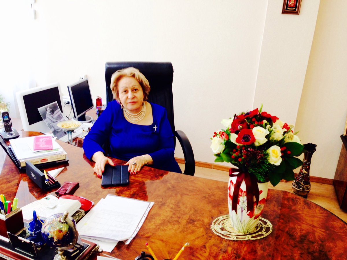 любовь галоян директор школы