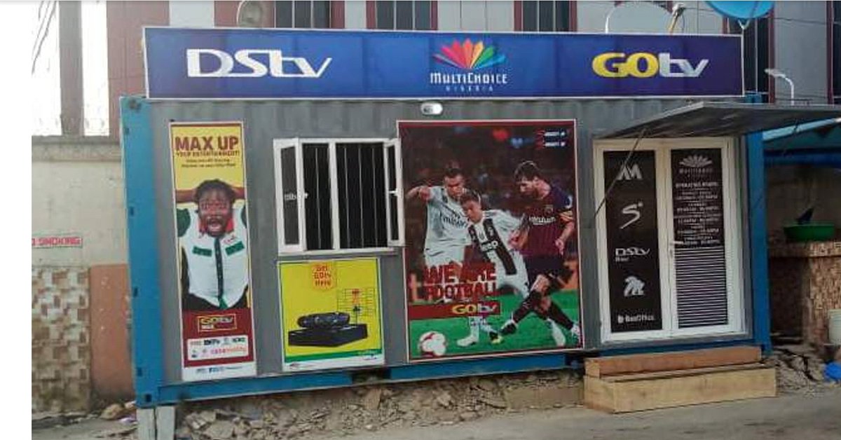 Schedio3d's tweet photo. Instant POS unit made with 20ft shipping container for Multichoice Nigeria. #Shippingcontainerconstruction #Cargotechture @Heineken_NG @AquafinaNigeria @vp_fund @Budweiser https://t.co/TezGeCMAuk