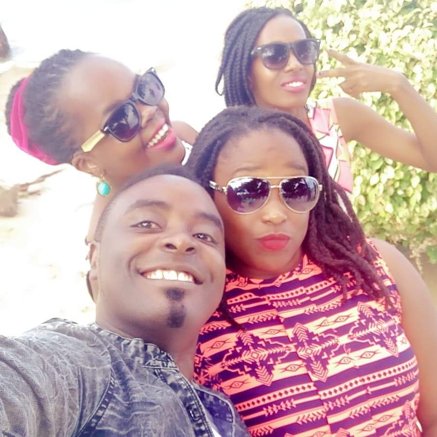FabmcUG's tweet photo. Wish u a blessed week Fam
#FABMc https://t.co/hMMIZemmQj