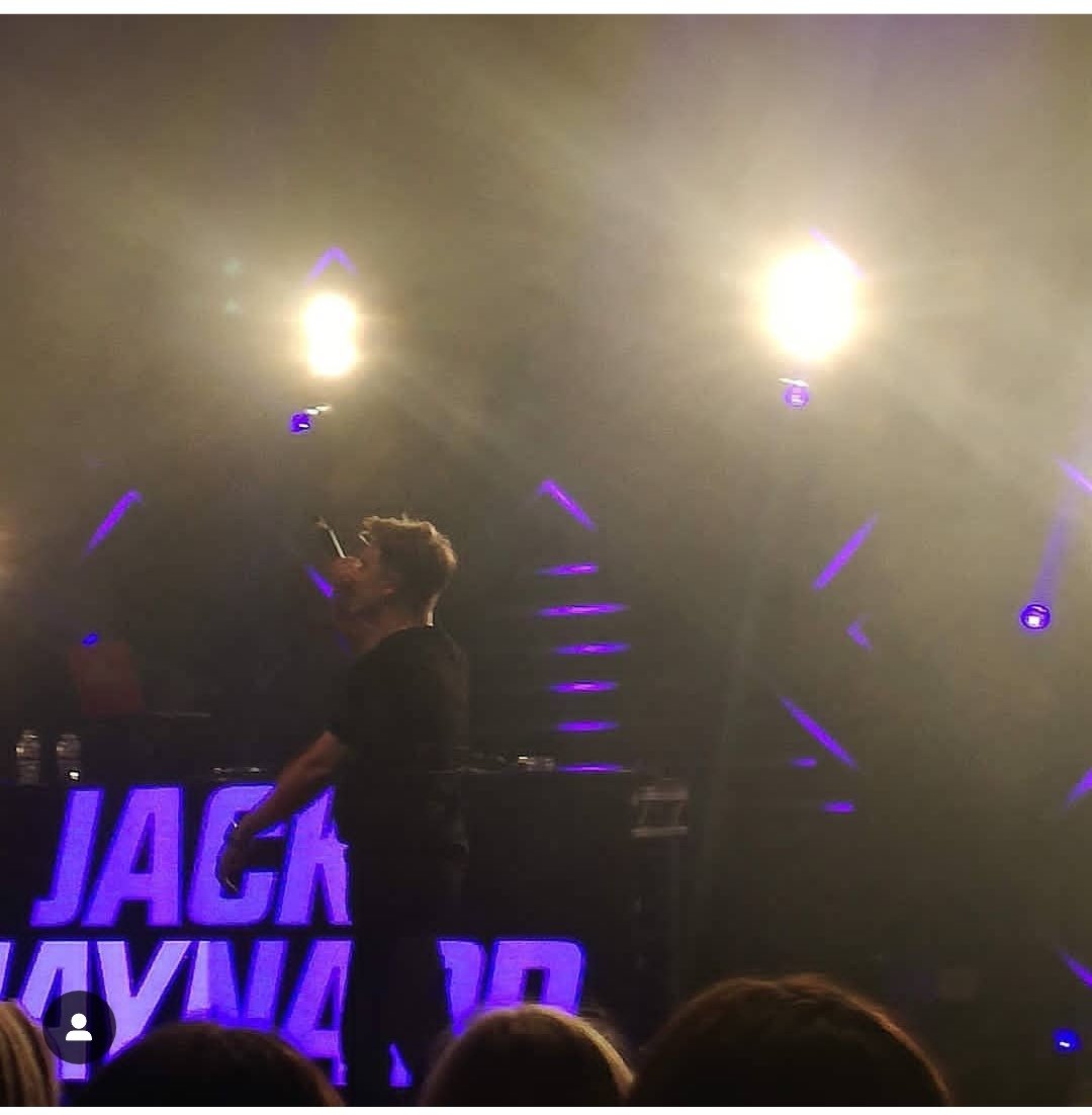 EmmaMarshall17x's tweet photo. I think @Jack_Maynard23  should do another tour 😍😍😜 https://t.co/onFHs92zzK