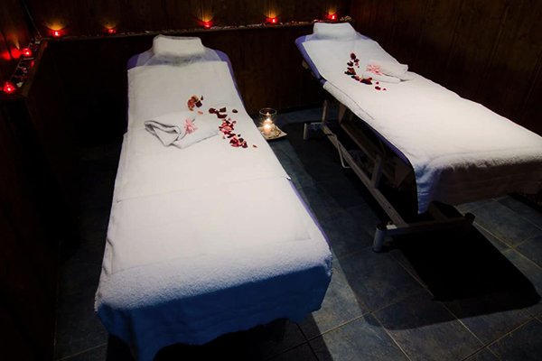 Precioamigo's tweet photo. Últimos días para aprovechar esta magnífica experiencia.❤️💦
Completo circuito #spa para 2 personas con cava, bombones y masaje de 40 minutos por sólo 79.95€ 💦
Puedes comprar esta oferta aquí ▶️https://t.co/mY5R1okHMW https://t.co/ekxAxEmQS6