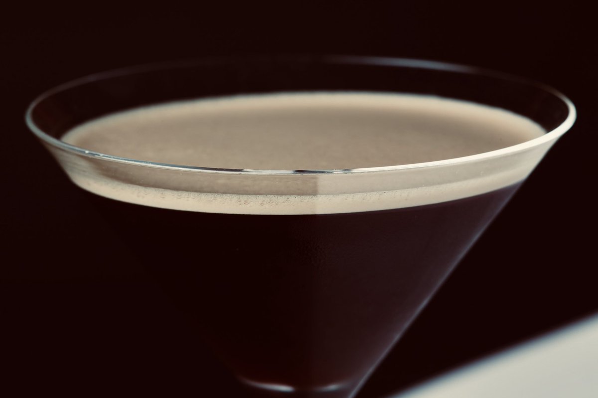 BaburRestaurant's tweet photo. No better #MondayMotivation than coffee? No better #GettingThroughTheWeek motivation than our Mocha Martini, mixed for you this weekend. Espresso, Mozart dark chocolate liqueur, coffee liqueur & vodka - celebrating the London Coffee Festival from 28 Mar - 31 Mar 2019.โ๏ธ๐ฏ๐ธ https://t.co/cjuGcPk3Zv