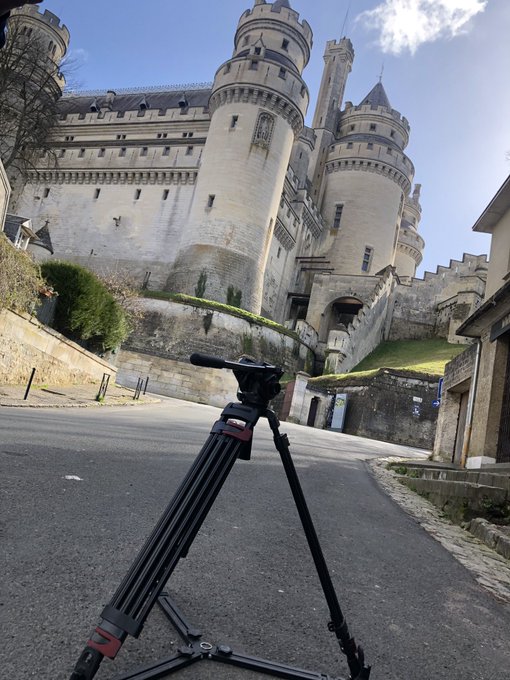 Silence &ccedil;a tourne 🤫. Bonne journ&eacute;e avec le soleil ☀️😘  @mathdxhadix  @sweetprodX https://t.co/ENCCER<a href="/tag/tournage"class="tags"><span>#tournage</span></a>