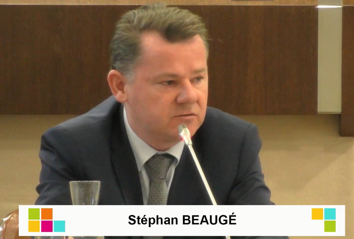#ProjetFibre <a href="/stephanbeauge/">BEAUGE Stéphan</a> témoigne des attentes des citoyens et rappelle que le déploiement aérien a des conséquences : plus de 300 poteaux installés sur Saint-Philbert #directLA