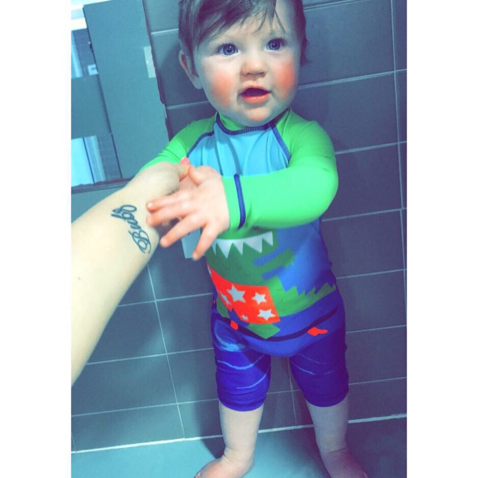 NiamhBx's tweet photo. Can’t cope with his cuteness😍 #firsttimeswimming #mybaby https://t.co/IFwuNm0kyQ