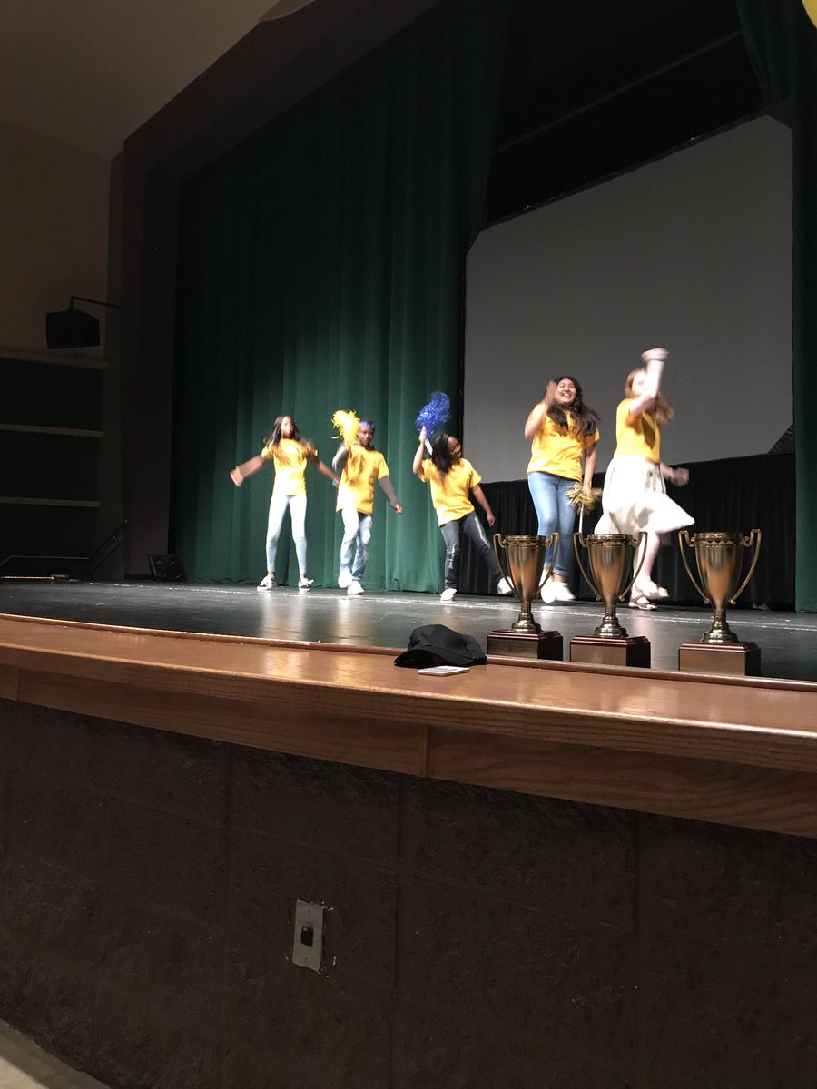 CareerTech_TPSD's tweet photo. Does your #CTE center motivate students like ours? #cpaskickoff #secondblock @rcumsu #TPSD https://t.co/SfSCXXaZMo