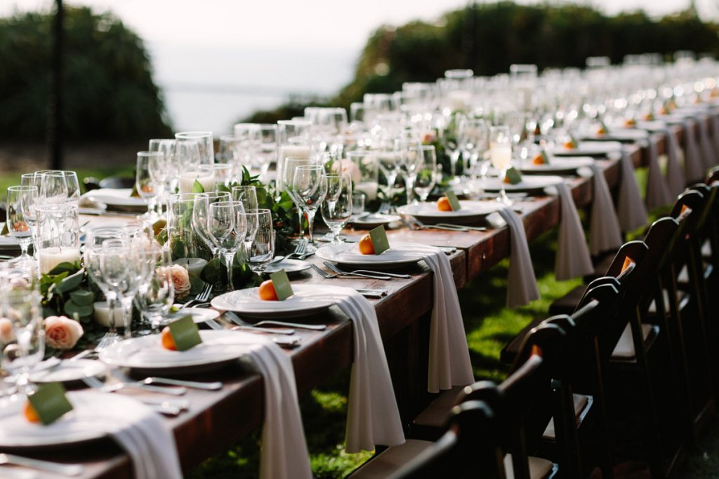 On the table, babe. jayneweddingsblog.wordpress.com/2019/03/25/on-…