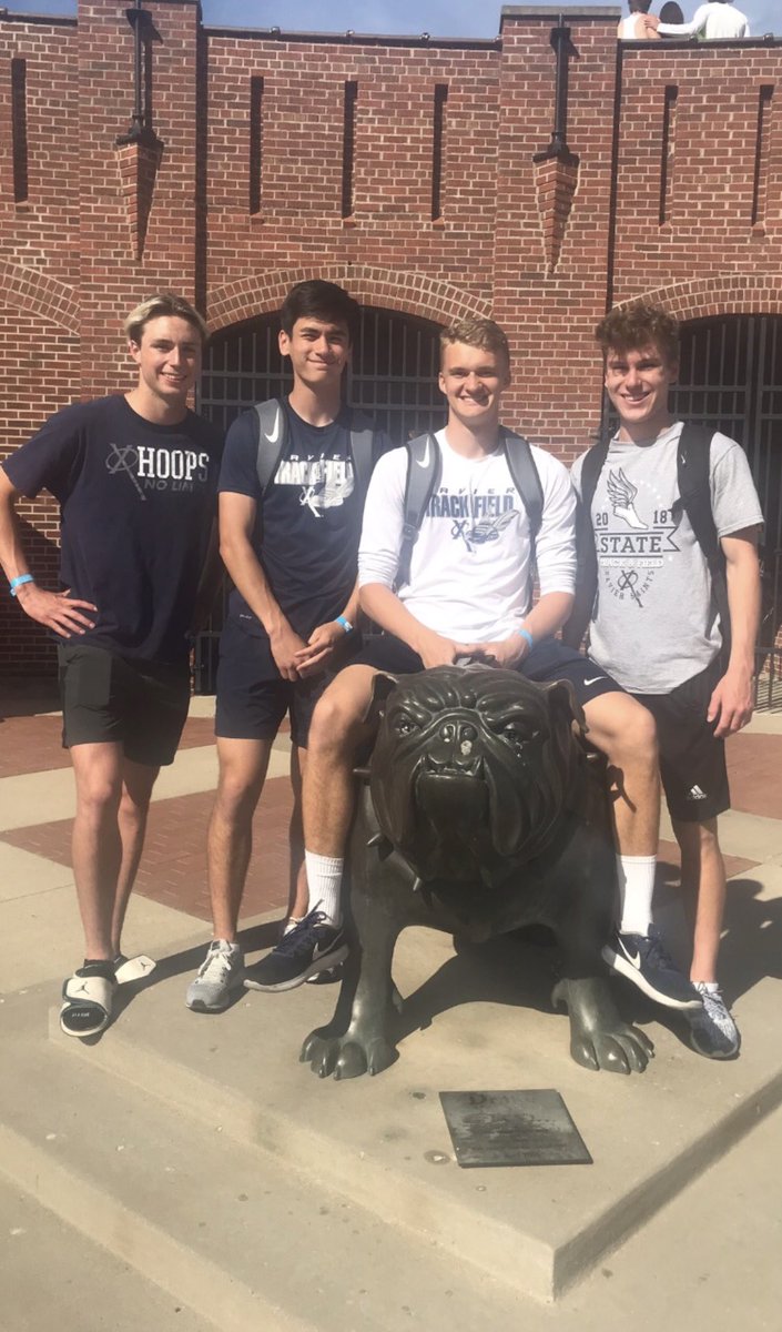 happy bday carso😩 let’s tear it up this last szn <a href="/Carsohennings/">Carson</a>