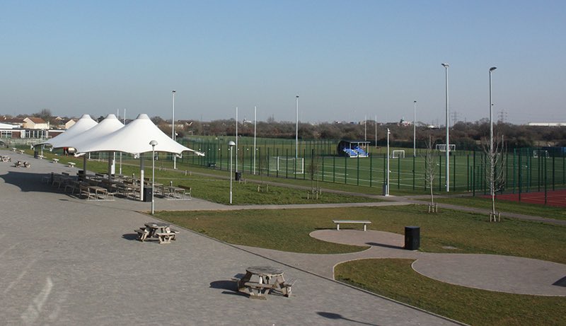 EasternCCSport's tweet photo. @WRU_Community If any clubs are looking for a 3G facility for their Sunday Rugby, do keep us in mind! 

Email: eccenquiries@cardiffmet.ac.uk https://t.co/SVp11x2ouH
