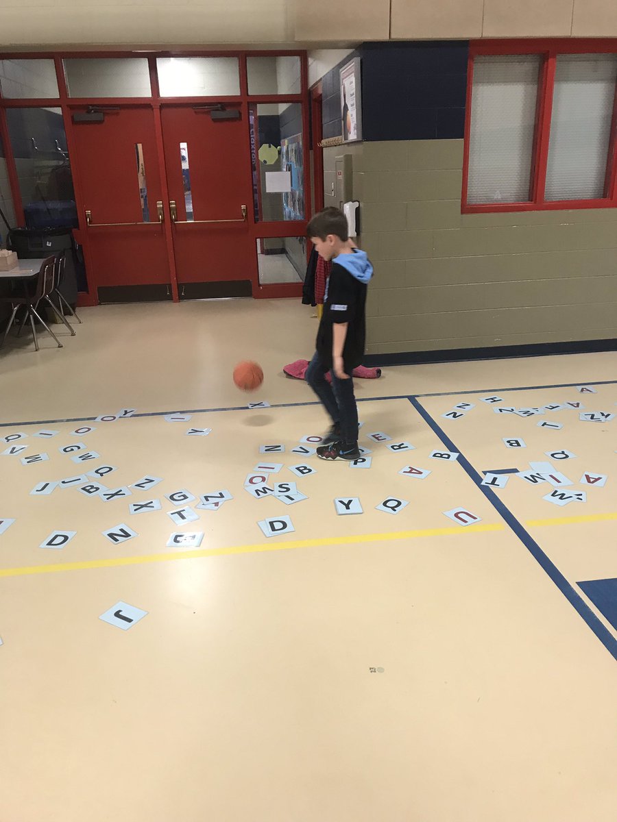 When basketball, literacy, and technology collide in the gym ... #clxleaders #theacsway