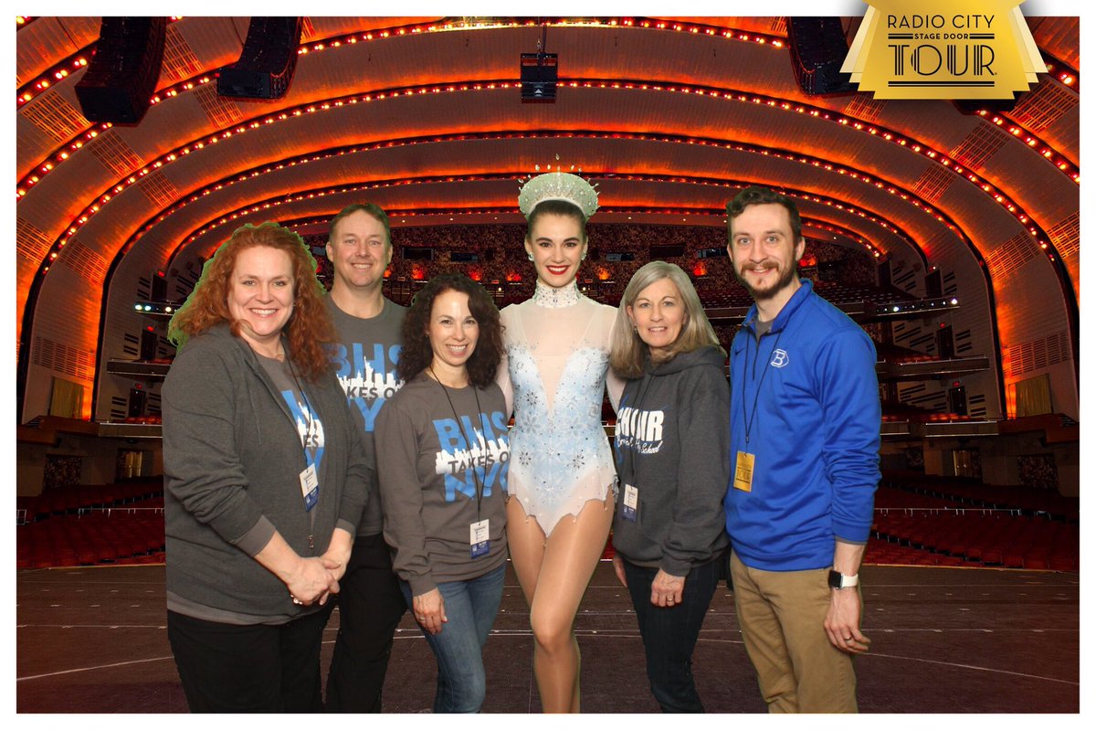 ChoirPytel's tweet photo. Chaperones getting a photo with a Rockette! https://t.co/1s14hTQEM4