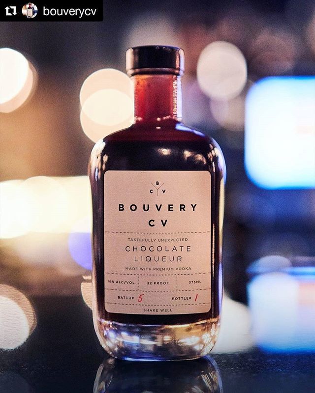 10%OFF this wonderful Mother's Day Gift with the code MUM10 at uk.bouverycv.com 
Choclately delicousness - the ultimate indulgence. Don't all Mum's love Chocolate - well <a href="/BouveryCV/">Bouvery CV</a> adds Vodka!  #BouveryCV #TastefullyUnexpected #ChocolateLiqueur #… ift.tt/2UTBeTB