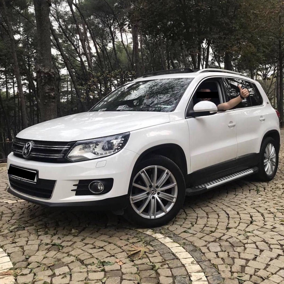 LegendVW's tweet photo. To work or not to work.. that is the question 🧐 
#legendvw #vw #vwtiguan #tiguan #vwlife #vwlove #vwforever #monday #mondayproblems #mondays https://t.co/zPJdkrv3uD
