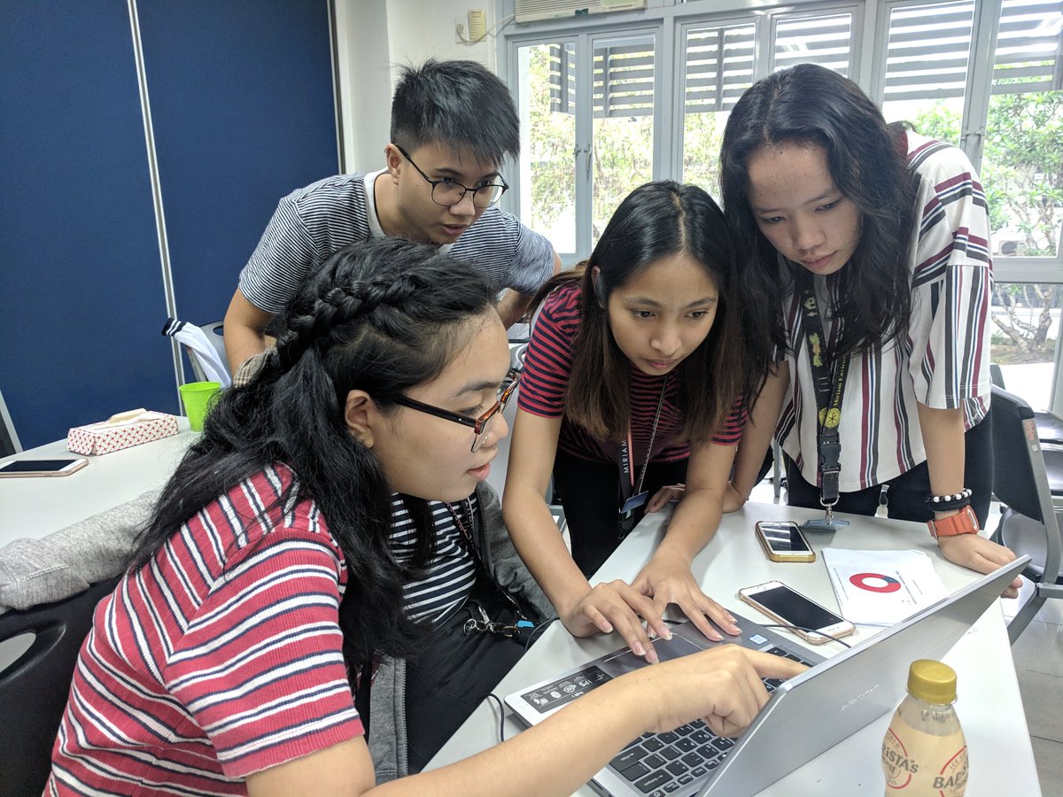 MapAmorePH's tweet photo. #WhenWomenMap , when we promote inclusive, participatory mapping, we create better #OpenData together.
Empowered participants learning from each other in today's #MapHER event organized by the @mcmeporg
#geoLadies #MapaTime #OpenStreetMap @BantayKita https://t.co/l7FnVlP6rY
