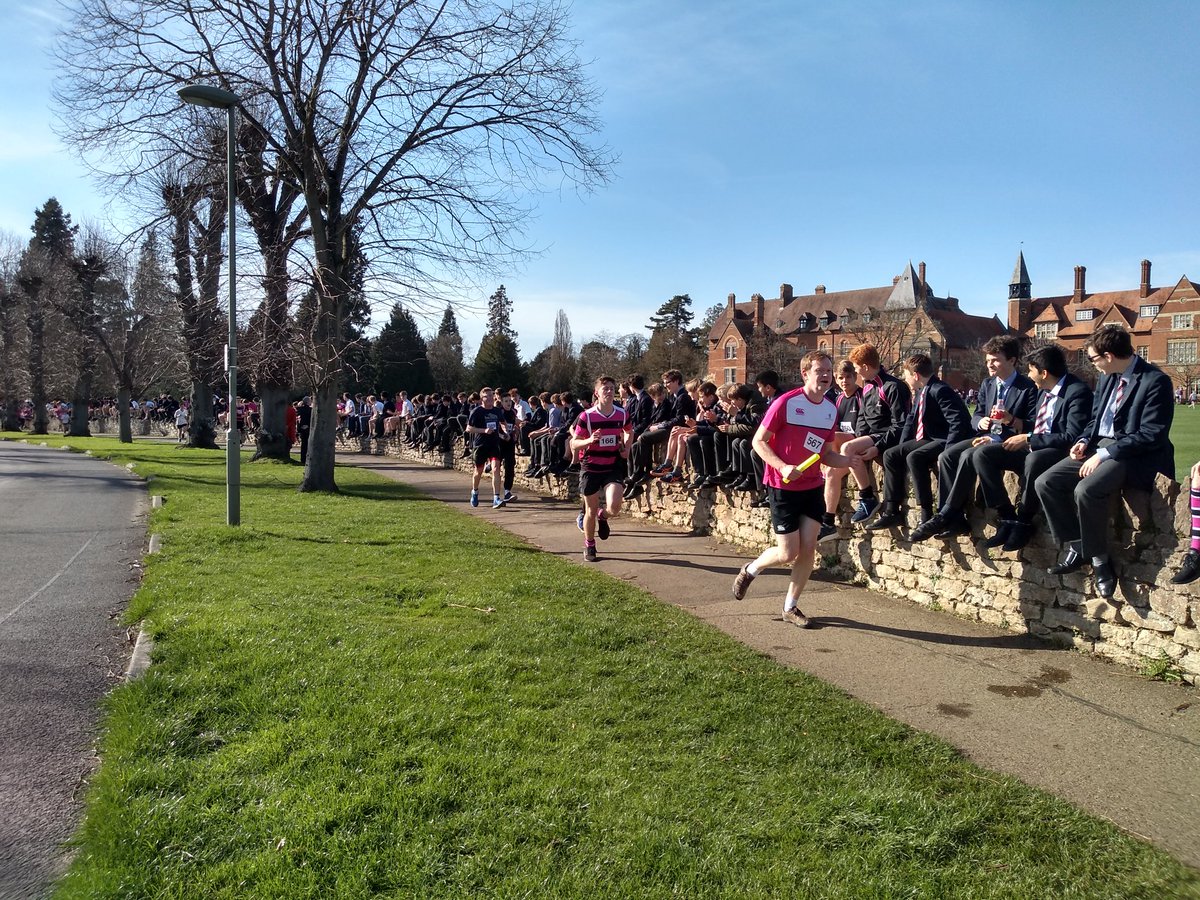 oldabingdonians's tweet photo. Remember the road relay? We've had a glorious day for the 50th annual race with the largest number of teams entering to date! #mondaymemories #running #runinthesun #roadrelay https://t.co/0jVAvemOh2